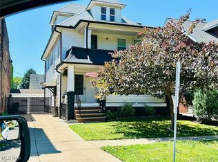 3960 E 42nd St, Newburgh Heights, OH