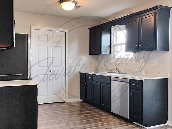 4th image of 3756 Cindy Jo Dr N