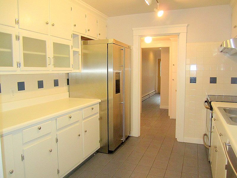 42 Kay Blvd, Newport, RI 02840 Zillow