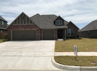 428 E 129th Pl S, Jenks, OK 74037