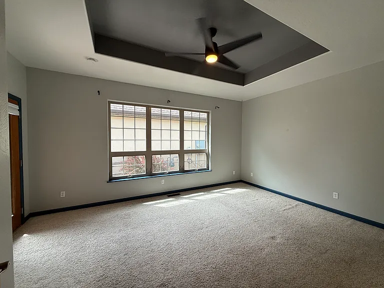 594 Cobble Dr — Photo 6