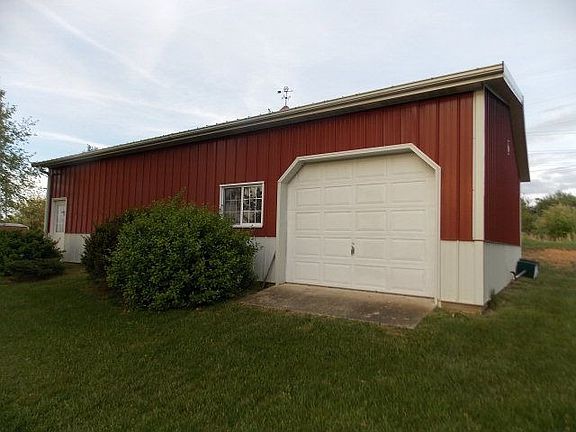 4th image of 38 Meadow Ct
