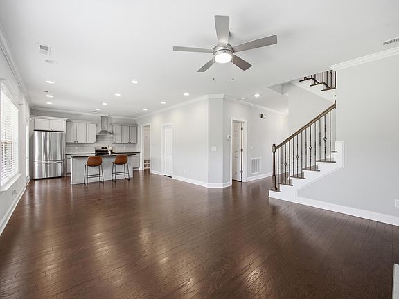 3rd image of 3513 Haystack Ln