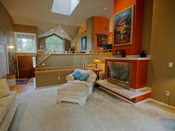 3rd image of 15927 SE 41st Pl
