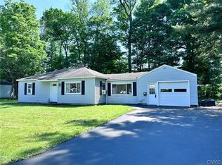 5 Pinecrest Rd, New Hartford, NY 13413