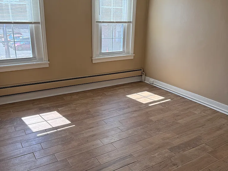 49 E High St #2 — Photo 6