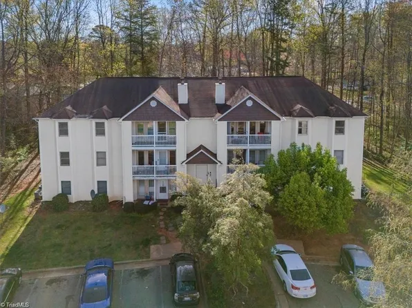 2326 W Vandalia Rd Unit A, Greensboro, NC 27407