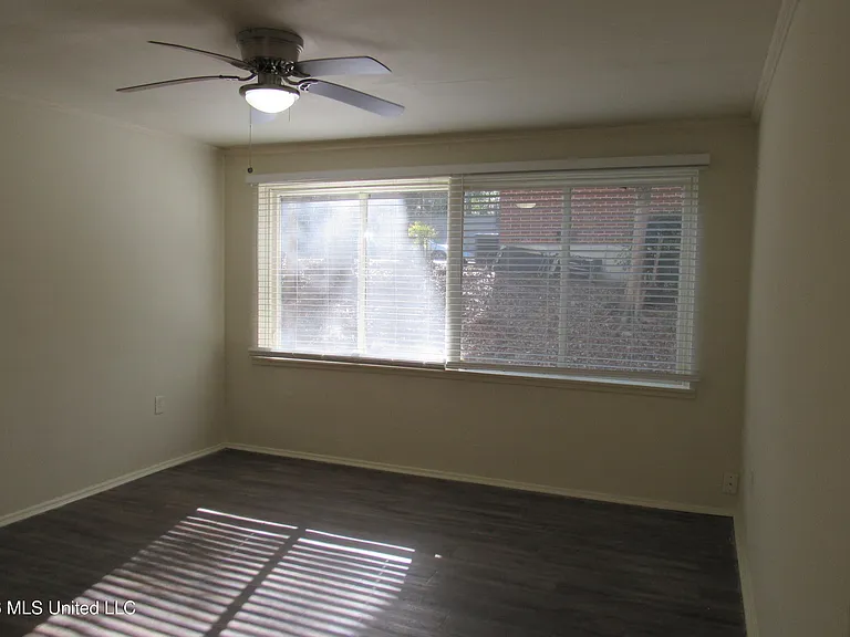 1043 Poplar Blvd #C2 — Photo 9