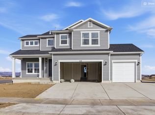 1131 E Blackfeet Dr #520, Eagle Mountain, UT 84005
