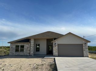 578 La Paz Loop, Del Rio, TX 78840