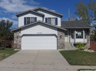 5698 W Sunbow Dr, Kearns, UT 84118
