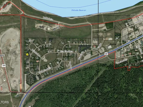 536 Snake River Dr, Alpine, WY 83128