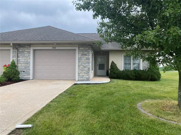 932 Aspen Ave, Warrenton, MO 63383