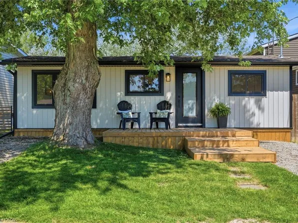 16 Westmoreland Ln, Haldimand County, ON N0A 1P0