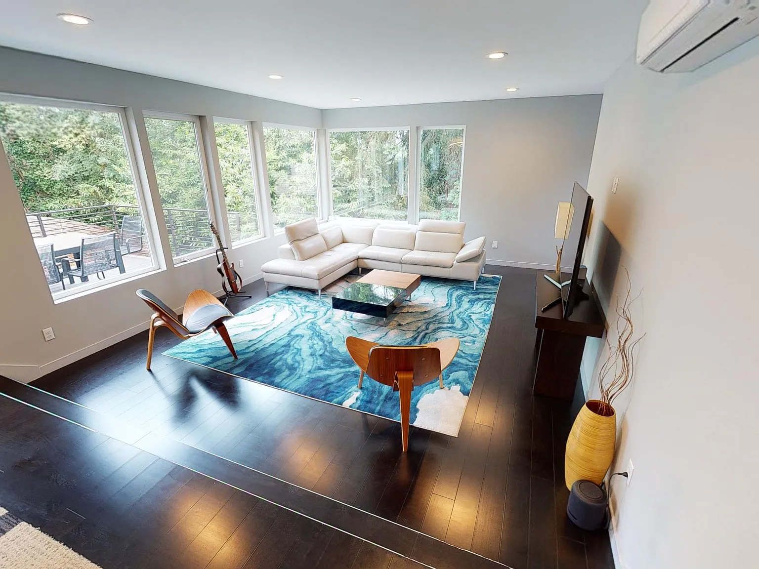 6 bed, 4.5 bath, 3660 sqft, $7,250 — Photo 3