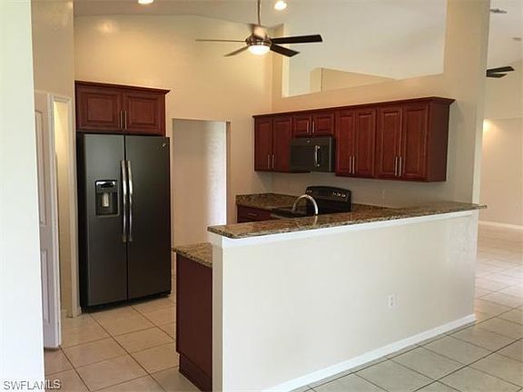 2nd image of 4208 NE 22nd Pl
