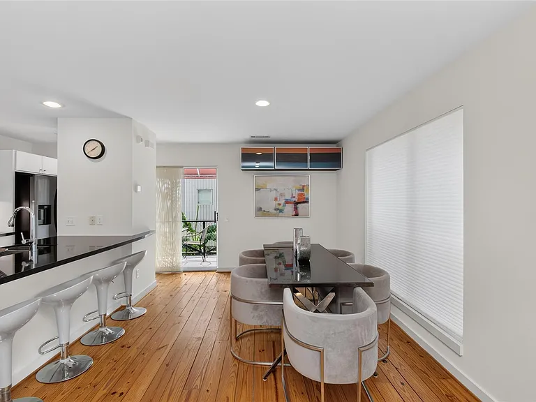 6916 Yellowstone Way Dr — Photo 18