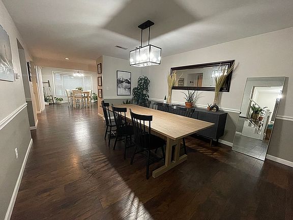 Formal/Informal Dining Room