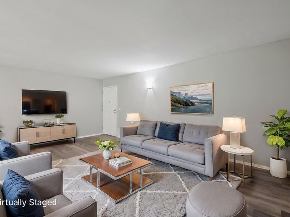 Crossings at Cheviot | 3801 Dina Ter, Cincinnati, OH