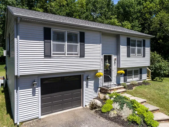 196 Holmes Road, Winthrop, ME 04364