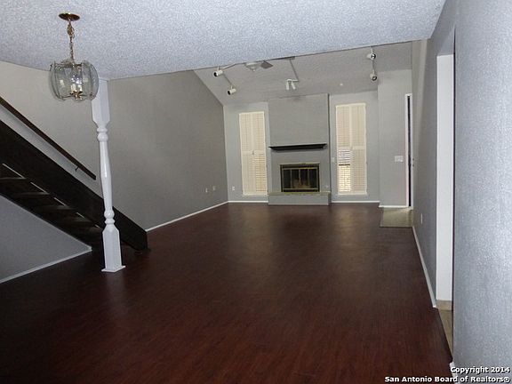 3rd image of 8923 WICKFIELD ST #8923