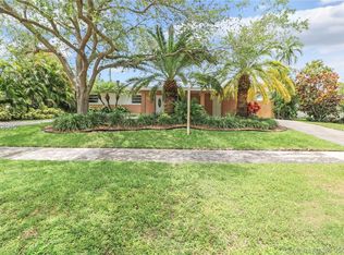 19530 Whispering Pines Rd, Cutler Bay, FL 33157