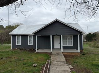 145 Church St, Calhoun, TN 37309