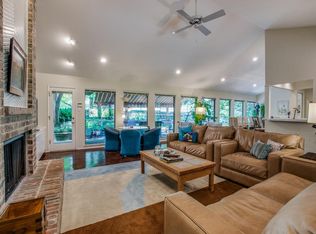 908 Roaring Springs Rd, Fort Worth, TX 76114