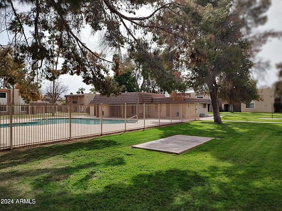 5th image of 7126 N 19TH Avenue #107