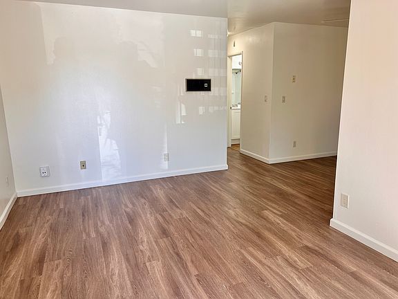 2nd image of 429 Palm Ave APT 16