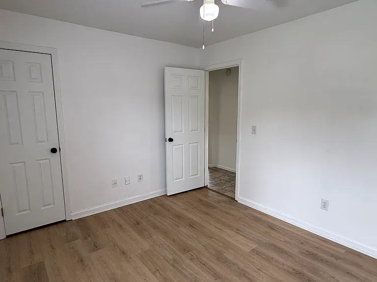 523 Walker Rd — Photo 18