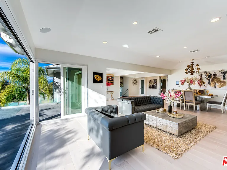 3490 Wonder View Pl — Photo 17