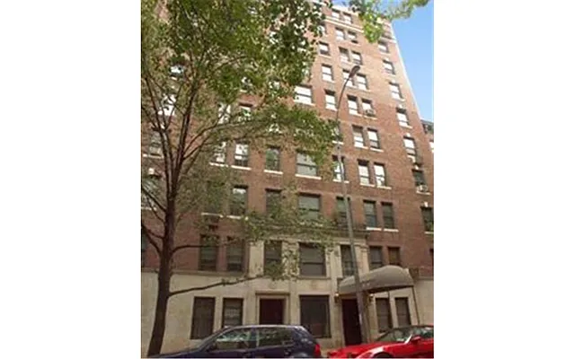 Sold by Douglas Elliman | media 20