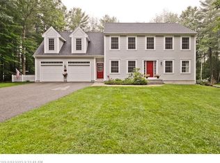 24 Sawyer Ln, Cumberland, ME 04021