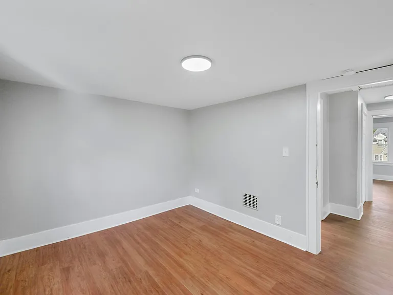1329 Shenandoah Rd — Photo 16