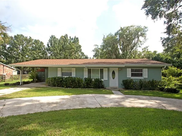 10725 Cypress Rd, Leesburg, FL 34788