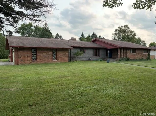 714 Garden St, Harbor Beach, MI 48441