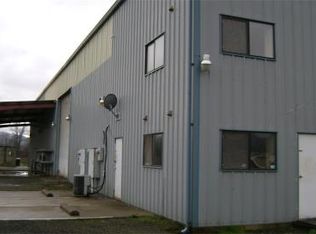 1501 Green Siding Rd, Roseburg, OR 97471