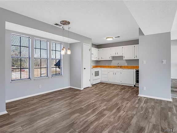 3rd image of 52 Waters Edge Dr #3B