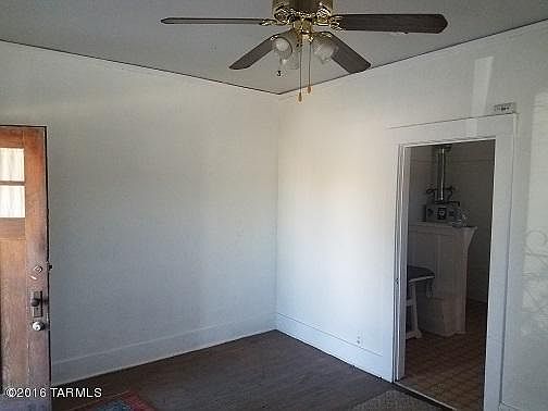 5th image of 426/428 E Helen St
