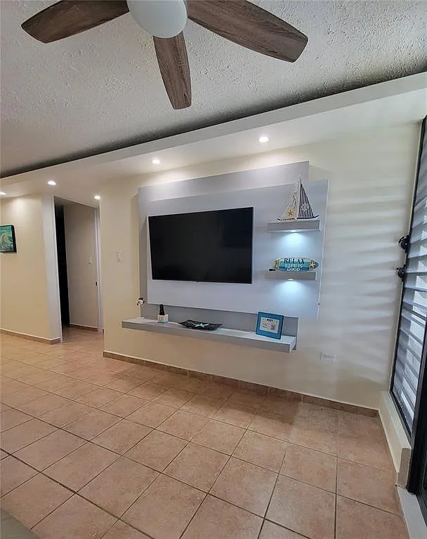 2 bed, 1.0 bath, 600 sqft, $1,800 — Photo 3