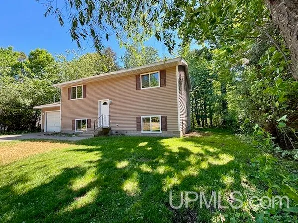 2024 Van Evera Ave, Marquette, MI 49855