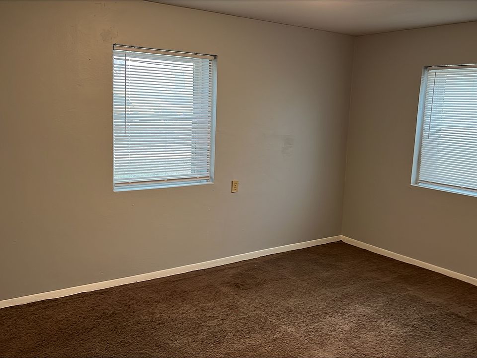 2nd image of 3126 Butler St #11335733