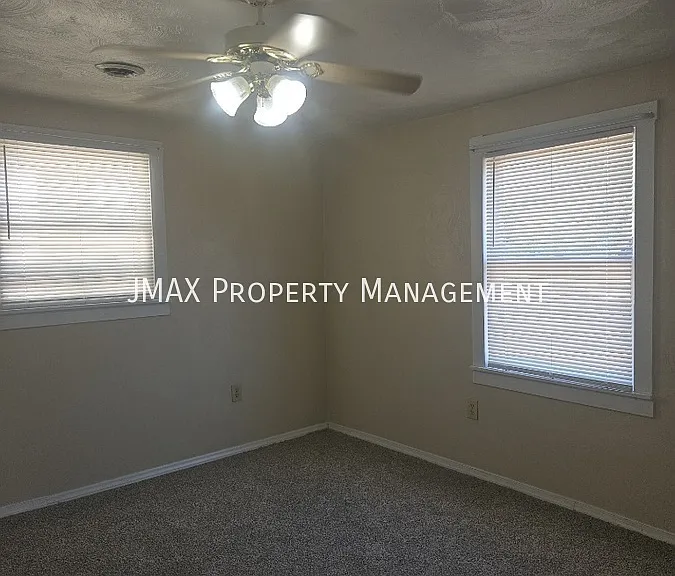 1714 Melrose Ave NW #2 — Photo 2