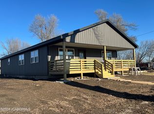 122 3rd St, Pilot Grove, MO 65276