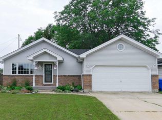 1513 83rd St, Kenosha, WI 53143