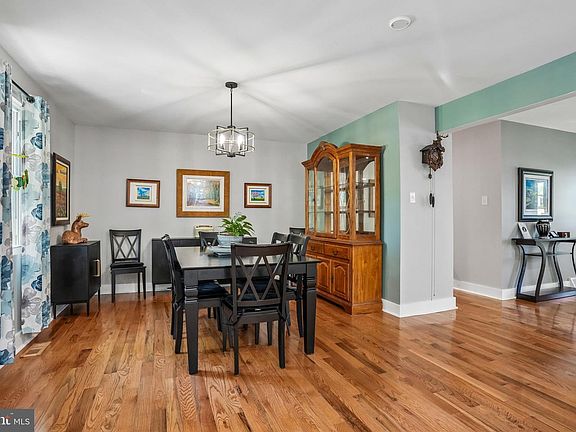 5th image of 2315 Garwood Rd