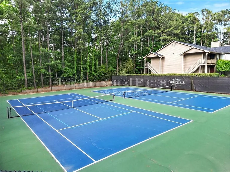 906 Country Park Dr SE — Photo 24