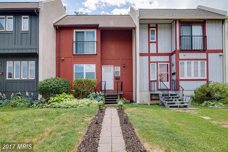 261 Meadows Lane