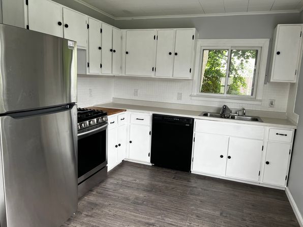 53 Myers Ave APT 2